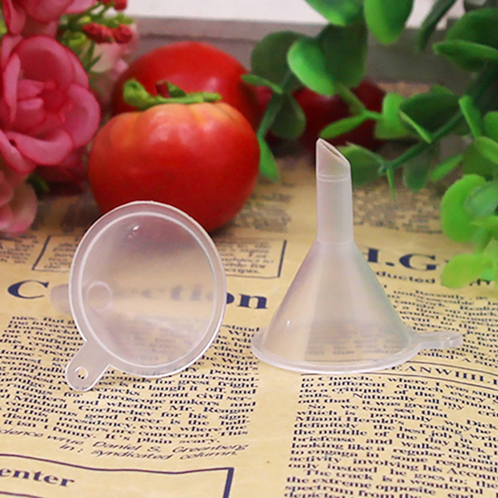 50PCS Mini Perfume Funnels Cle - مراجعة Perfume Fragrance Essential Oil وسعره