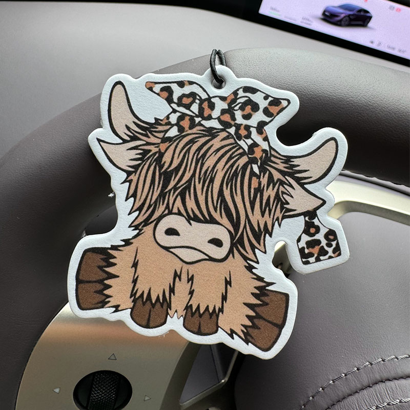 Cartoon Highland Cow Hilton (H - مراجعة Perfume Room Fragrance وسعره