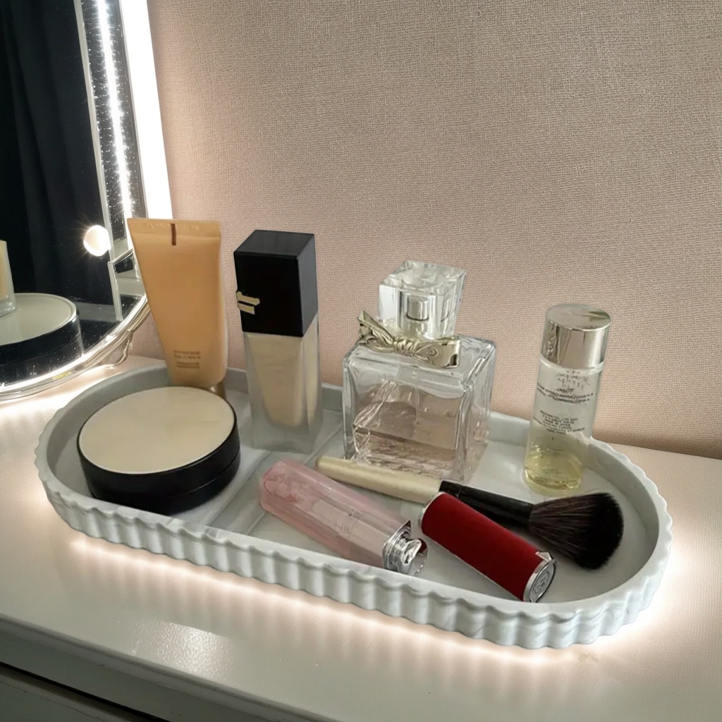 1-Piece Oval Vanity Tray, Coun - مراجعة Perfume Fragrance Dispenser وسعره