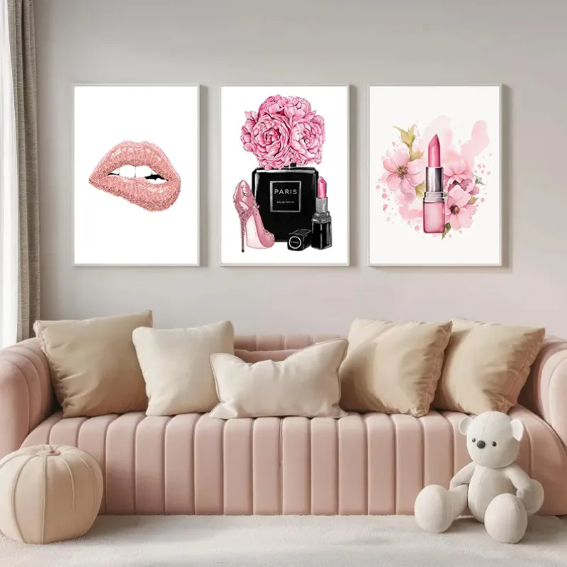 Fashion Luxury Pink Paris Lips - مراجعة Perfume Quotes وسعره