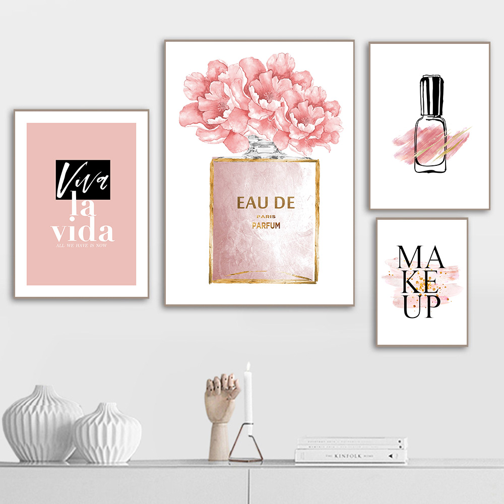 Fashion Art Poster Perfume Bot - مراجعة Perfume Quotes وسعره
