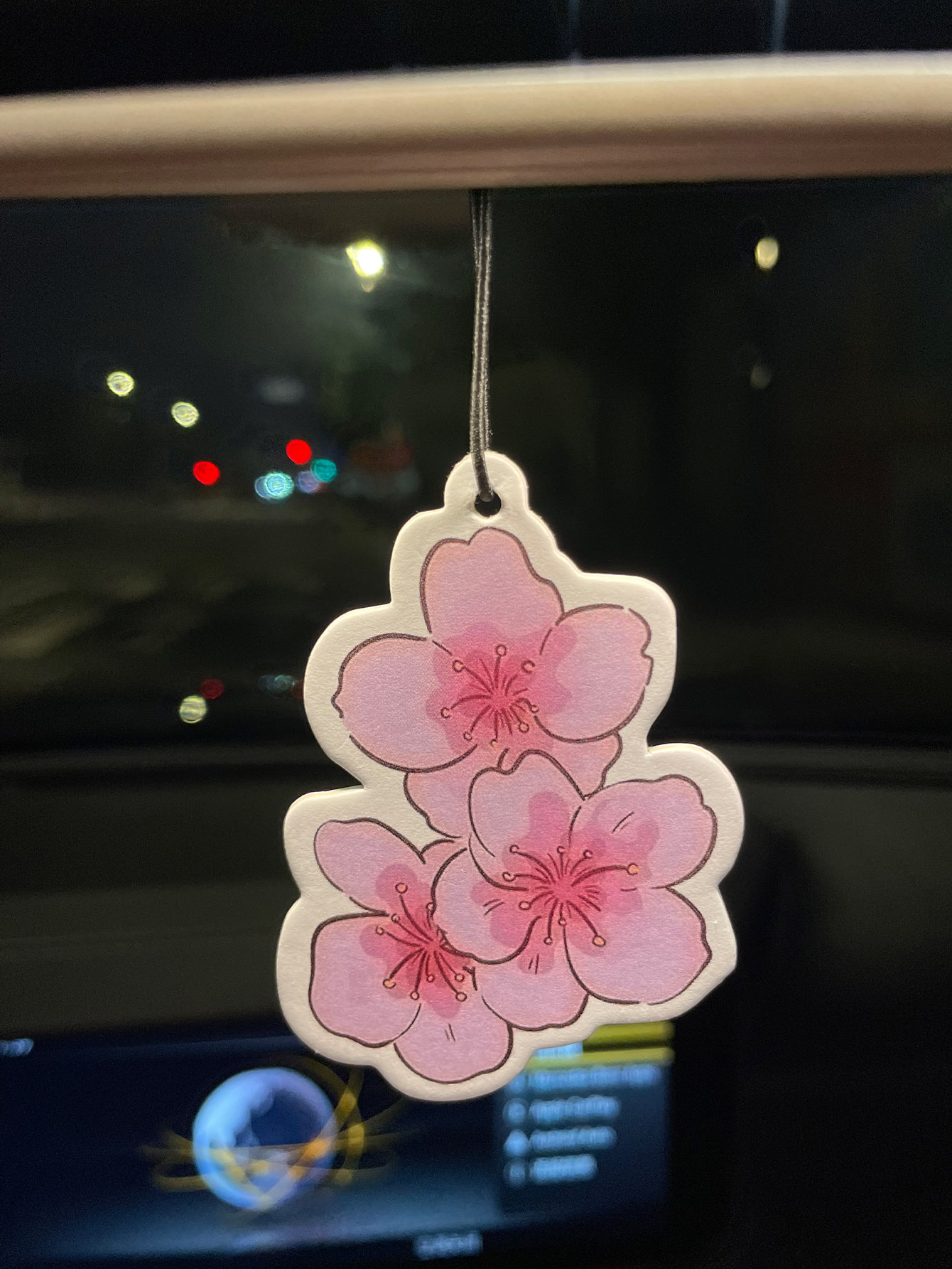 Sakura/Freesia Fresh Scent Fiv - مراجعة Perfume Room Fragrance وسعره